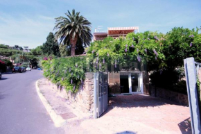 appartamento MONO GLICINE ristrutturato, veranda e clima Castiglione Della Pescaia